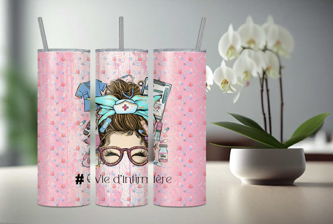 Gobelet Vie d'infirmière rose